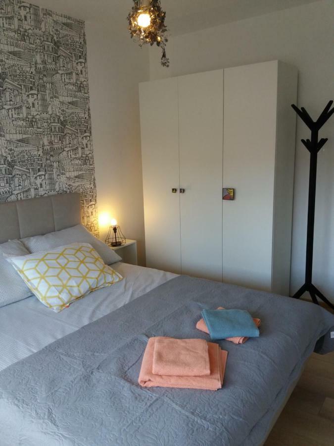 Lola App In City Center, 4+1 Pax Pula Luaran gambar